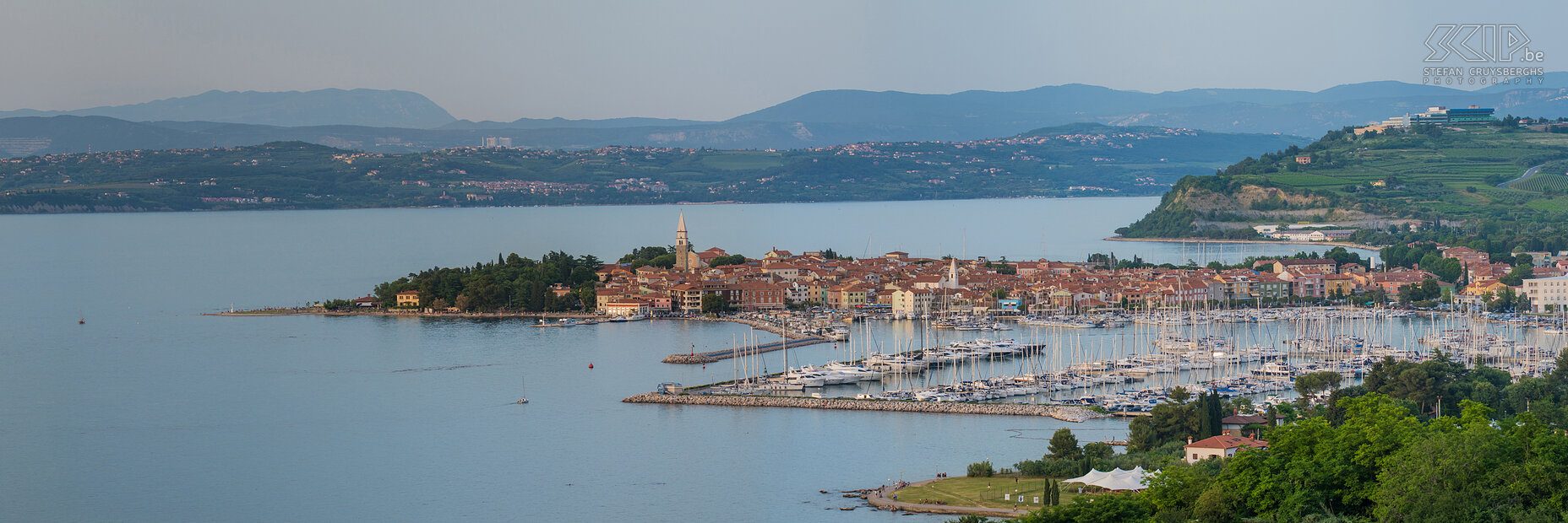 Izola Zicht op Izola, een ander Sloveens stadje aan de Adriatische kust Stefan Cruysberghs